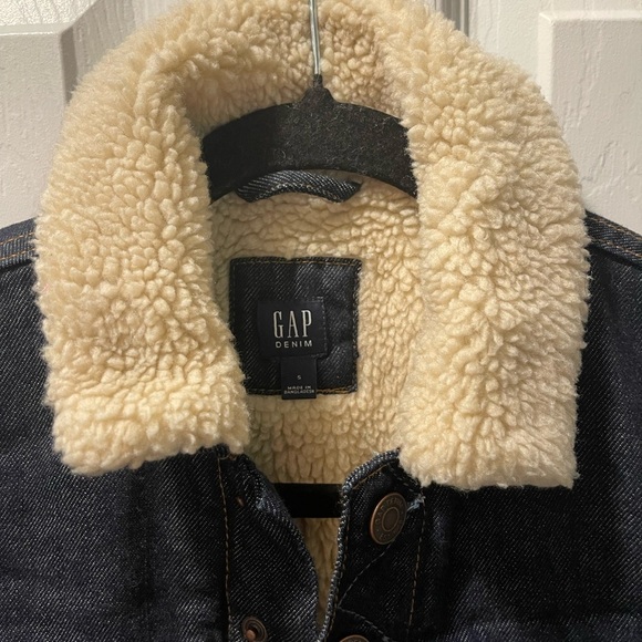 GAP Black and Cream Lightweight Shirt Jacket - Picture 2 of 6